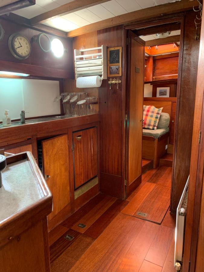 Port Deauville Yacht Vintage Экстерьер фото