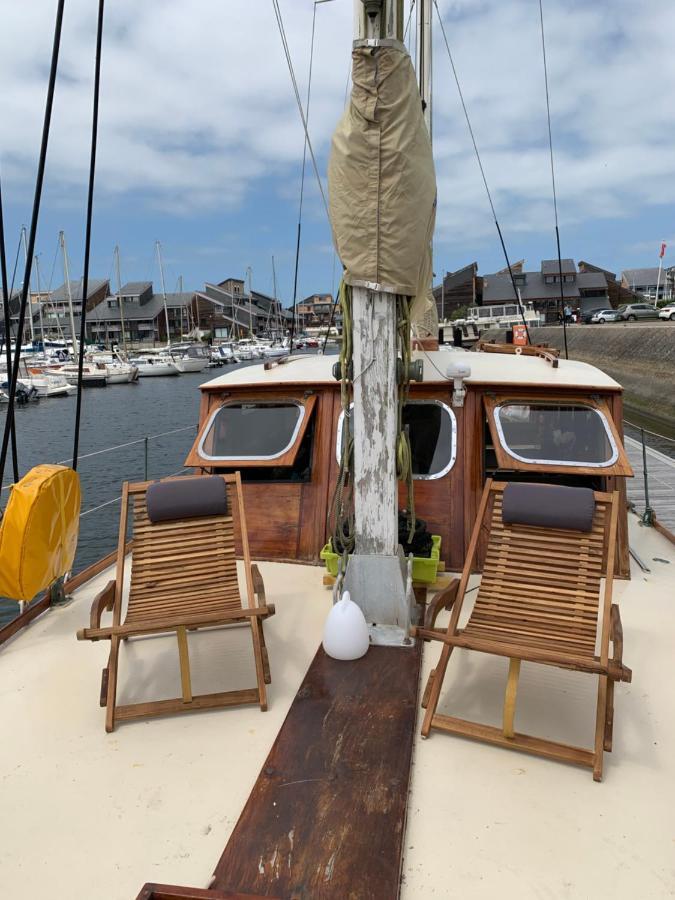Port Deauville Yacht Vintage Экстерьер фото